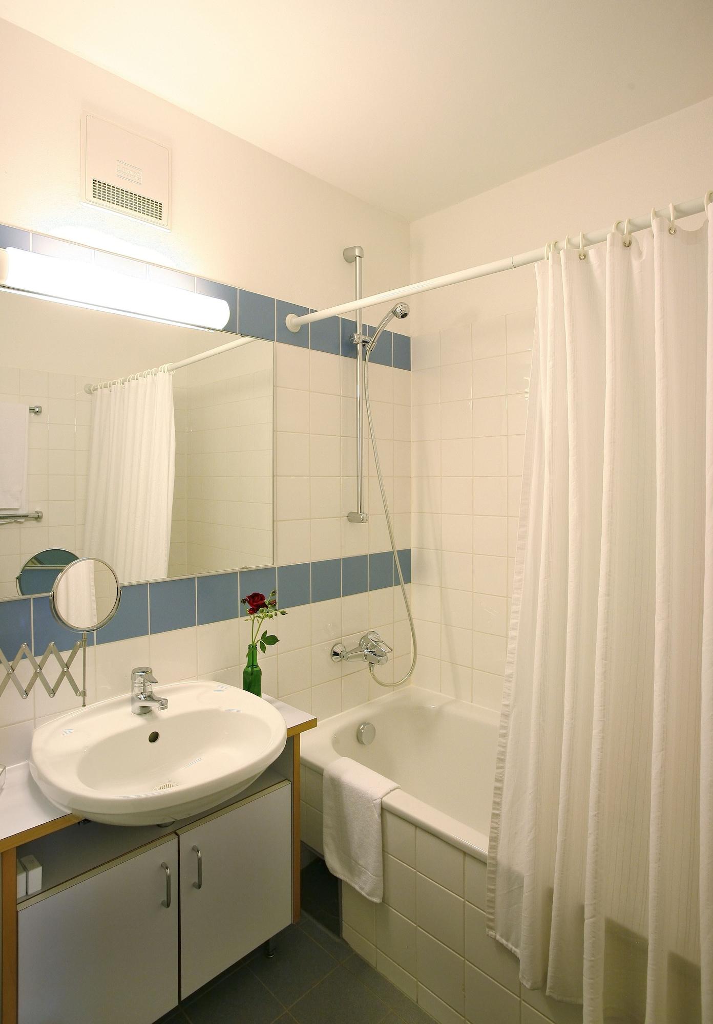 Am Spiegeln Dialog.Hotel.Wien Zewnętrze zdjęcie