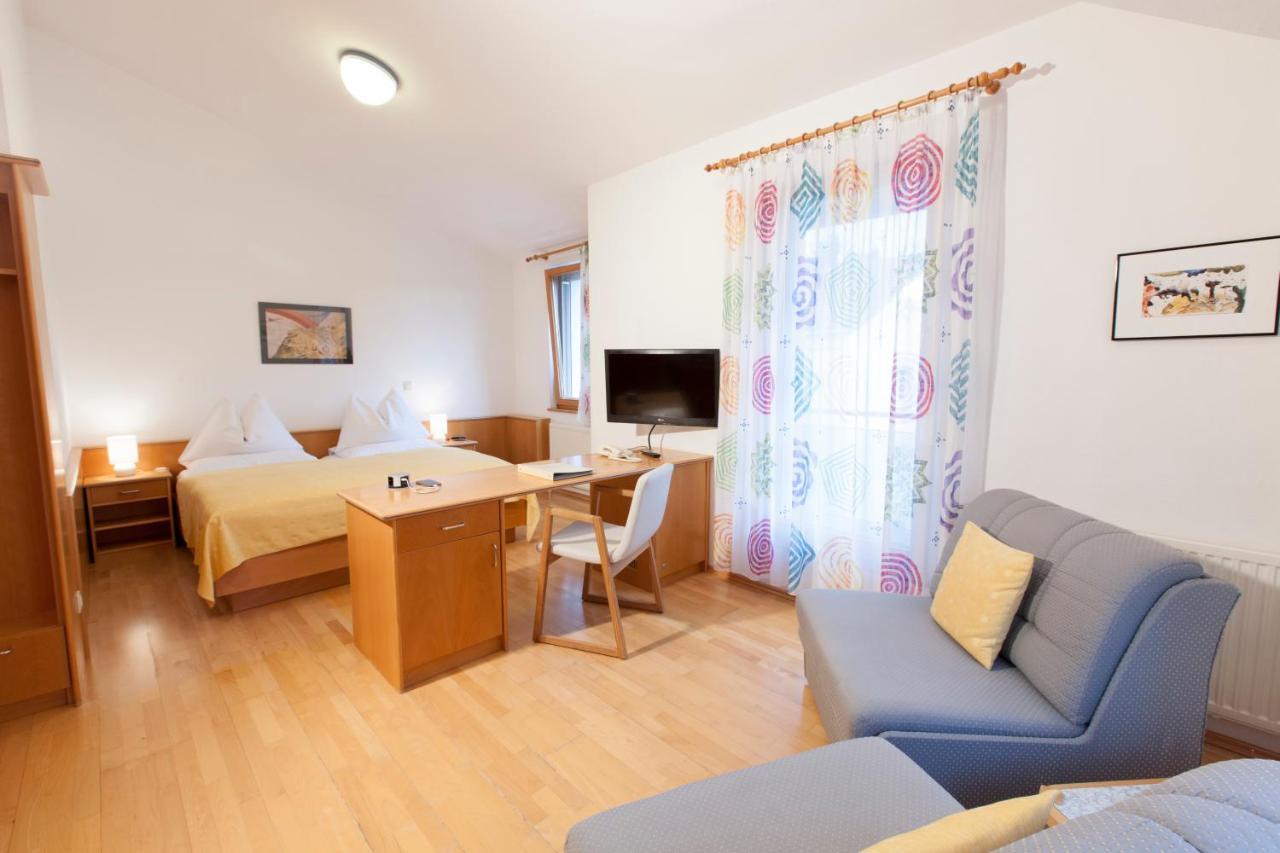 Am Spiegeln Dialog.Hotel.Wien Zewnętrze zdjęcie