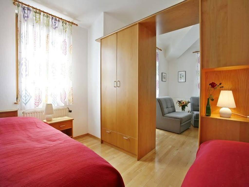 Am Spiegeln Dialog.Hotel.Wien Zewnętrze zdjęcie